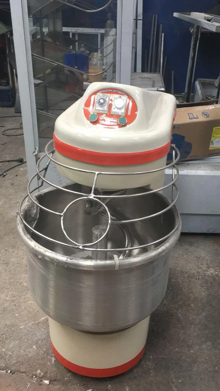 Mojadora Industrial de 3 Arrobas para Producción de Pan